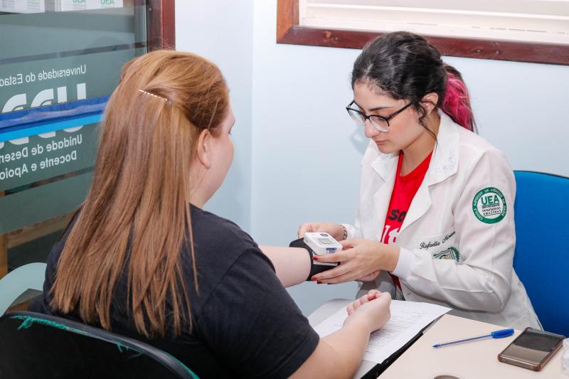 Parceria científica-social entre Hemoam e UEA mobiliza estudantes para coleta de sangue