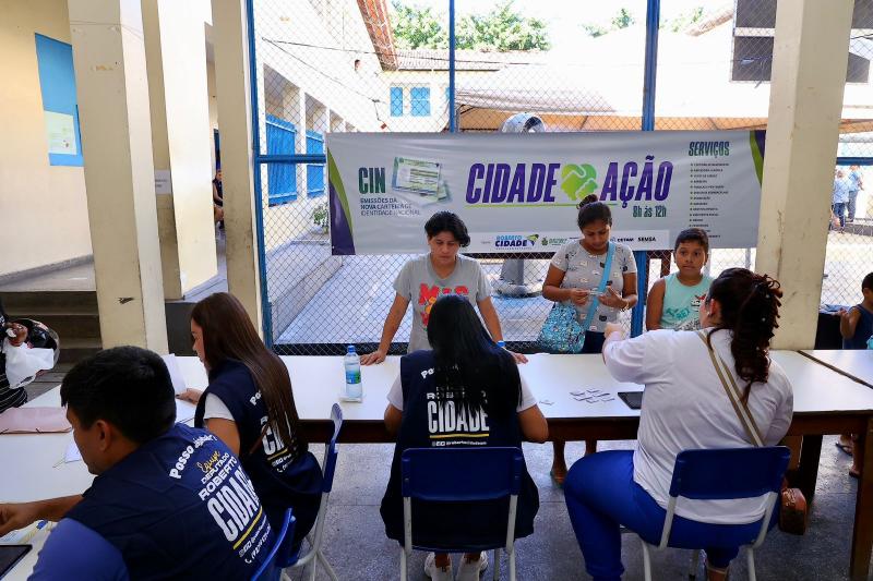 'Cidade em Ação' disponibiliza serviços de saúde e cidadania na zona Oeste de Manaus 