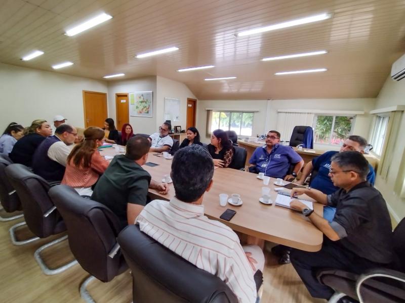 Ipaam reúne instituições e avicultores de pequeno e médio portes para discutir regularização do setor