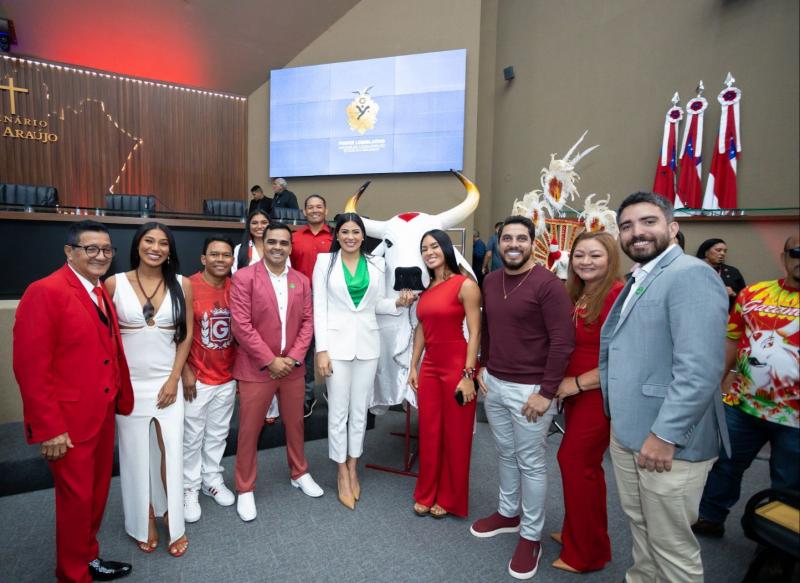 Boi Garantido participa de homenagem ao Festival de Parintins, na em sessão especial da Aleam