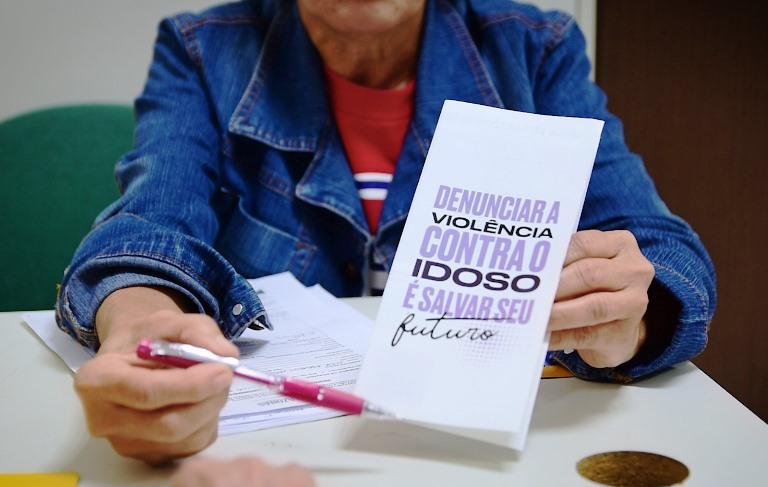 Governo do Amazonas oferece atendimento integral aos idosos