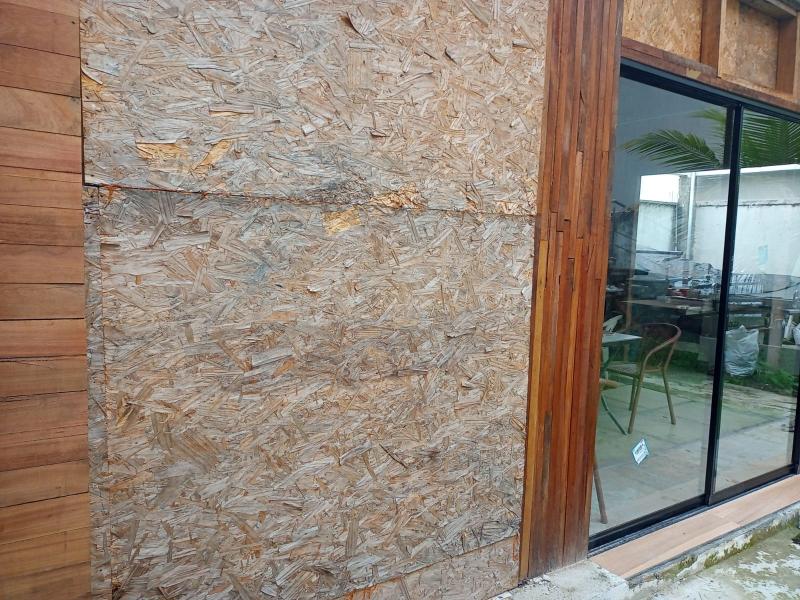 Protótipo de casa de madeira funcional e sustentável é produzido em projeto apoiado pelo Governo do Amazonas