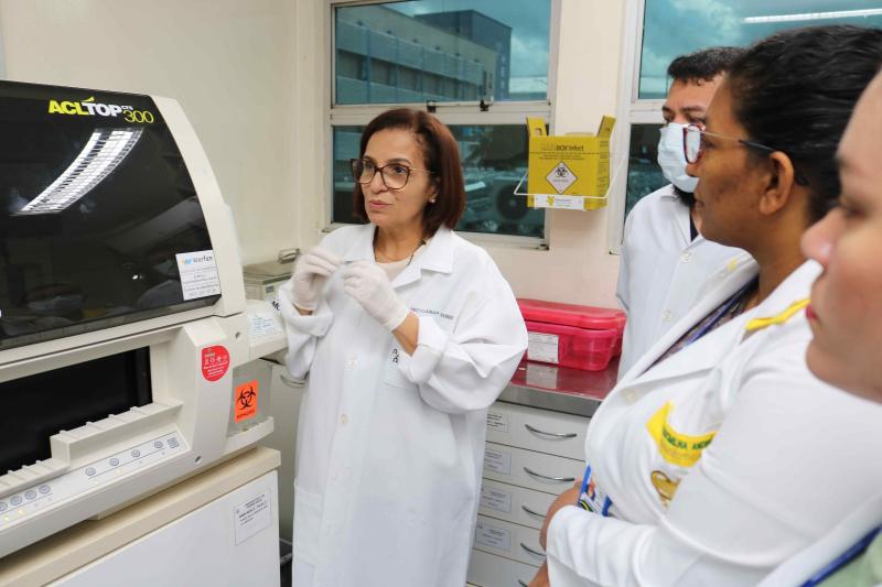 Farmacêuticos do Hemoam recebem treinamento em coagulopatias