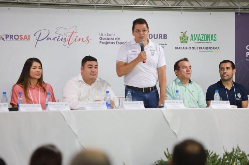 Consulta Pública sobre o Prosai, em Parintins, reúne instituições e população, que aplaude a iniciativa