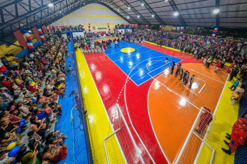 Bi Garcia inaugura ginásio Professor Aderaldo Dutra, no Itaúna II