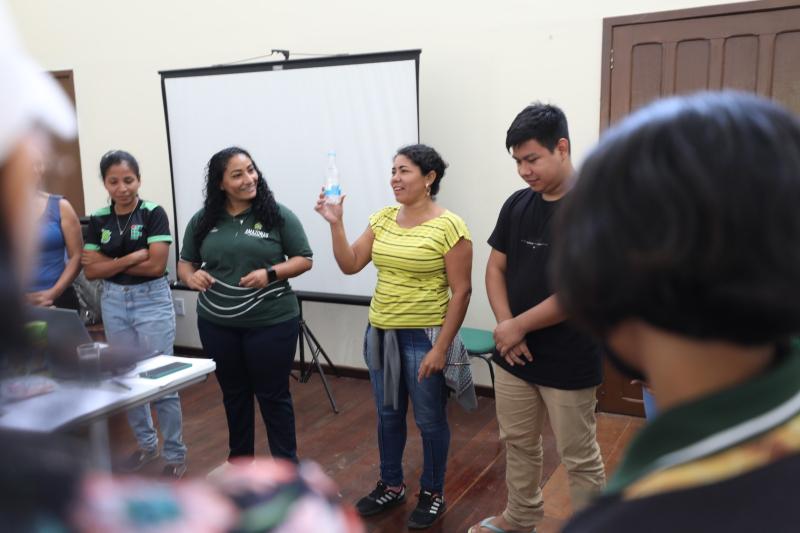 Universitários são capacitados para atuar como voluntários no ‘Recicla, Galera’