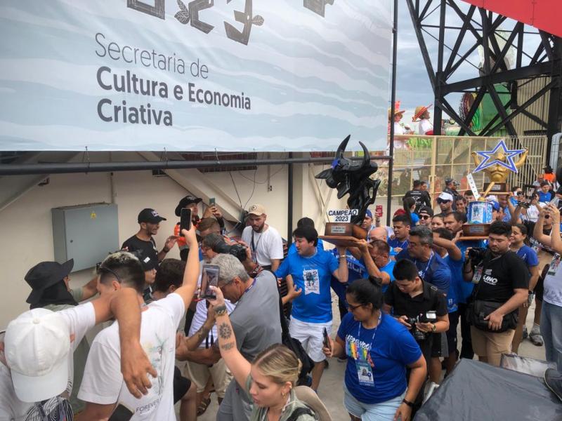 O brado do Povo Caprichoso é bicampeão do Festival Folclórico de Parintins 2023