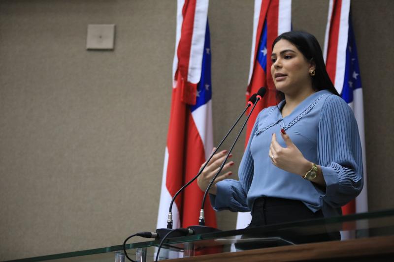 Deputada Mayra Dias destaca os benefícios econômicos para a região e o sucesso do 56º Festival Folclórico de Parintins