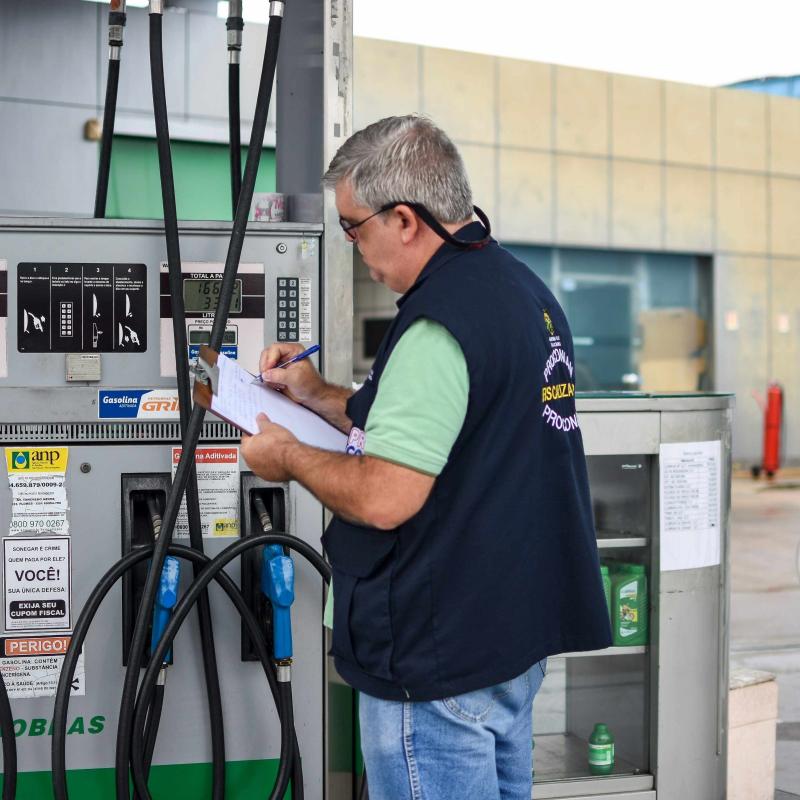 Procon-AM informa balanço da primeira semana de fiscalização no preço dos combustíveis em postos da capital 