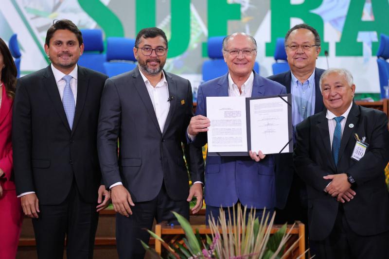 Ministro das Comunicações garante a Wilson Lima internet para cidades do Amazonas com o ‘Norte Conectado’