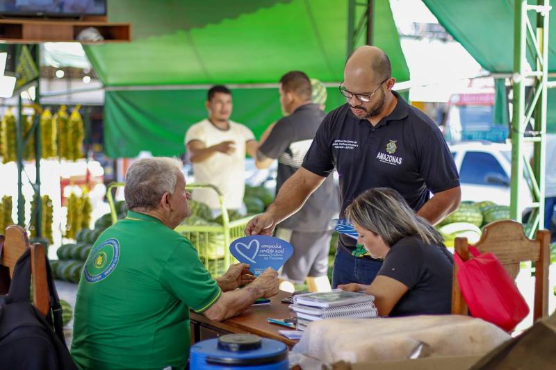 ‘Coração Azul’: centro de Manaus recebe ação de sensibilização contra tráfico de pessoas