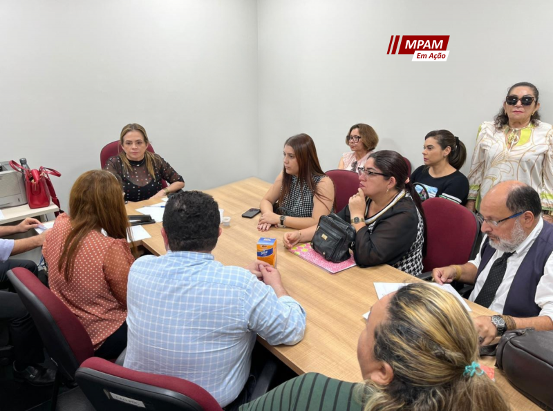 MPAM firma TAC para combater precariedade e regularizar abatedouros de aves em Manaus