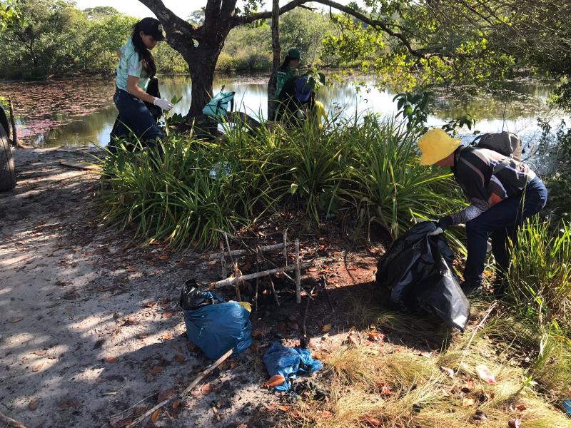 Ação de limpeza no Areal recolhe lixo e alerta para a preservação do Campo Grande 
