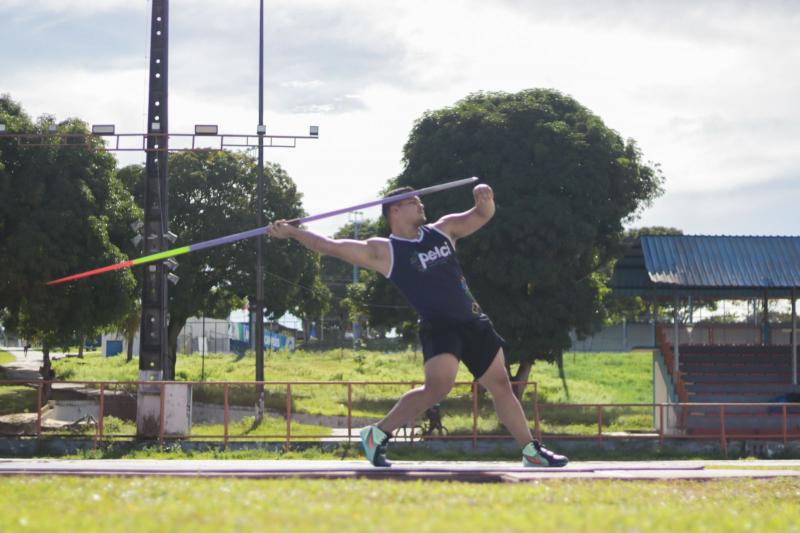 Pedro Henrique Nunes é medalha de ouro no lançamento de dardo no Sul-Americano de Atletismo