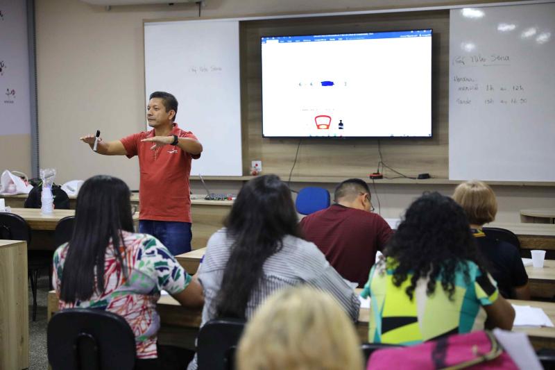 Saeb 2023: Professores da rede estadual iniciam formação com metodologias voltadas para avançar em índices educacionais