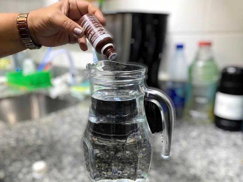 Vigiagua: FVS-RCP distribui mais de 9 milhões de frascos de hipoclorito de sódio para prevenir doenças no Amazonas