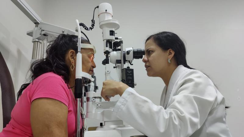 Mais 300 pacientes passam por consultas oftalmológicas em Parintins