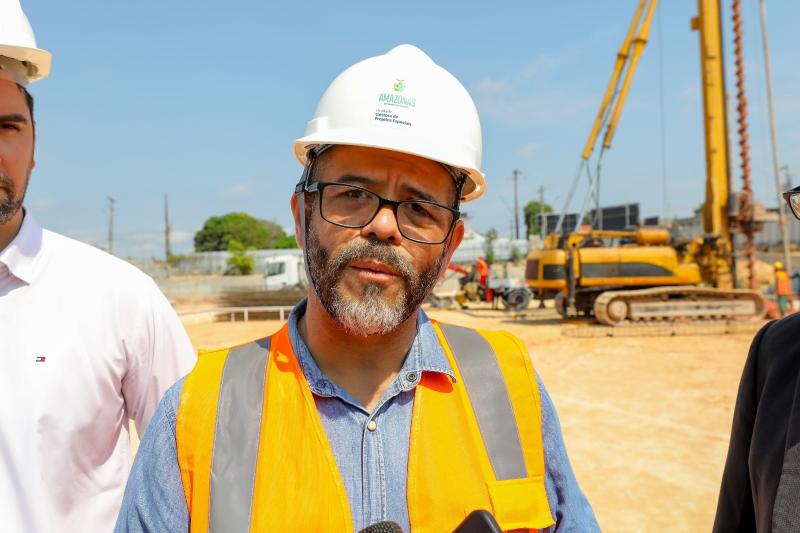 O Governador Wilson Lima apresenta o programa habitacional Prosamin+ para a equipe da prefeitura de Porto Velho