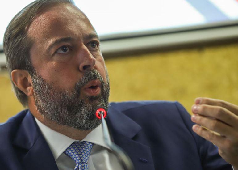 MME pedirá investigação da PF e da Abin sobre interrupção de energia