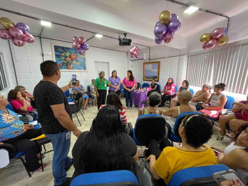 Agosto Lilás: SSP-AM e Instituto Mãos que Criam Arte promovem dia de embelezamento em casa de apoio a mulheres com câncer