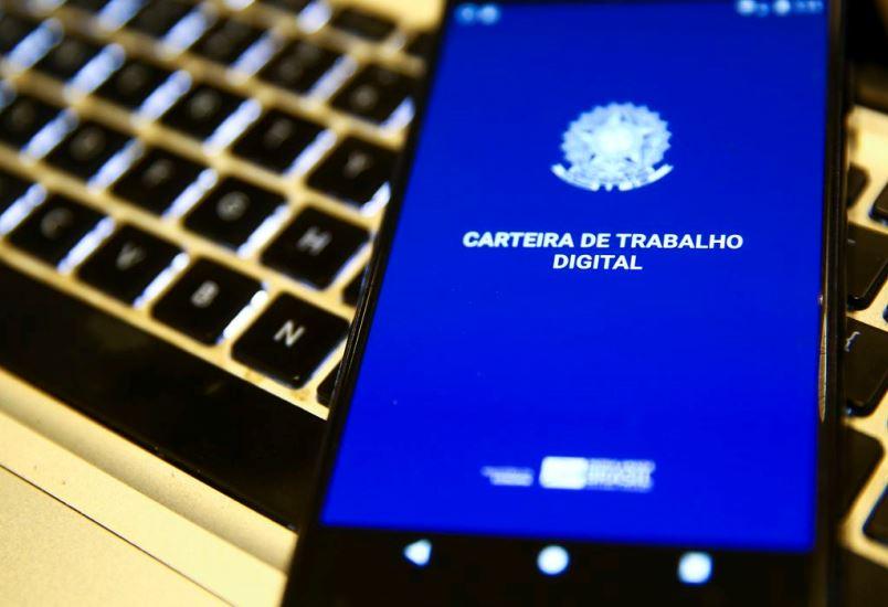 Brasil gerou 142.702 novos empregos formais em julho