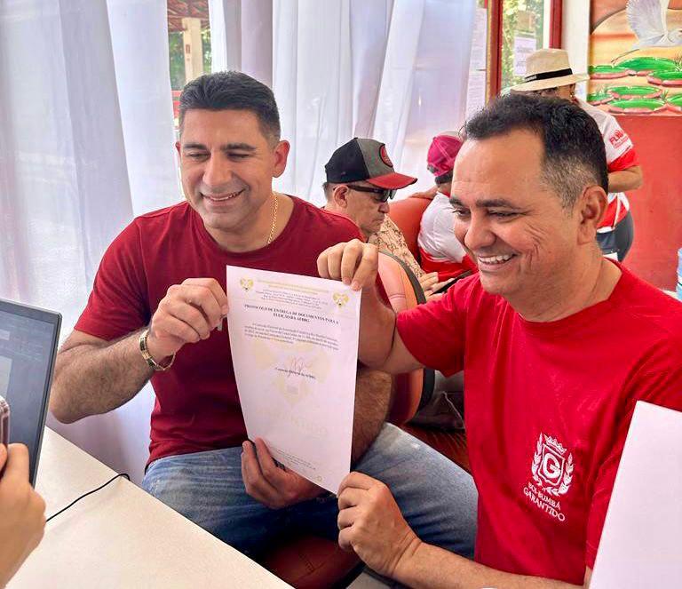 Flávio Farias e Elci Simões registram, oficialmente, candidatura a presidência do Garantido