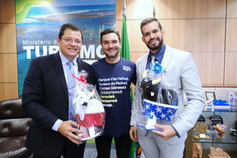 Governo do Amazonas apresenta, em Brasília, projetos para desenvolvimento urbano dos municípios com vocação turística 