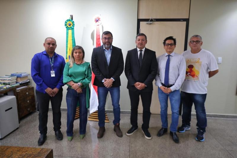 Wilson Lima vai conceder data-base 2023 para profissionais da saúde