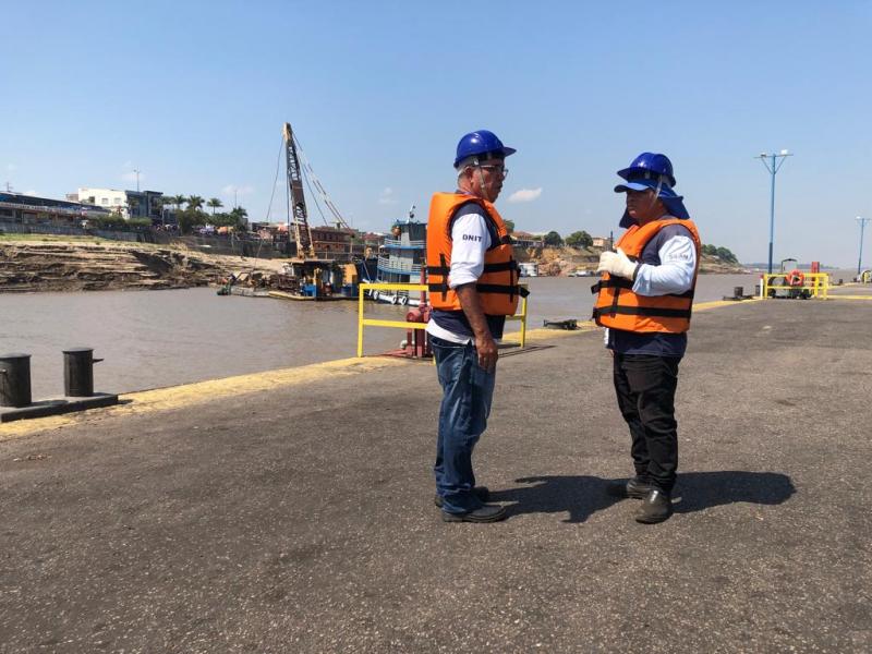 Balsas do Porto de Parintins recebem estrutura de segurança de 30 toneladas