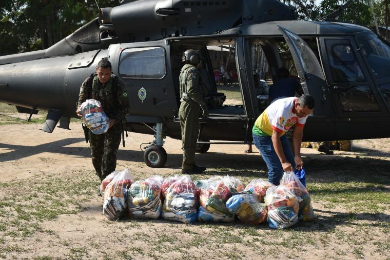 Governo do Amazonas atua no apoio logístico da ajuda humanitária para comunidades ribeirinhas de Alvarães