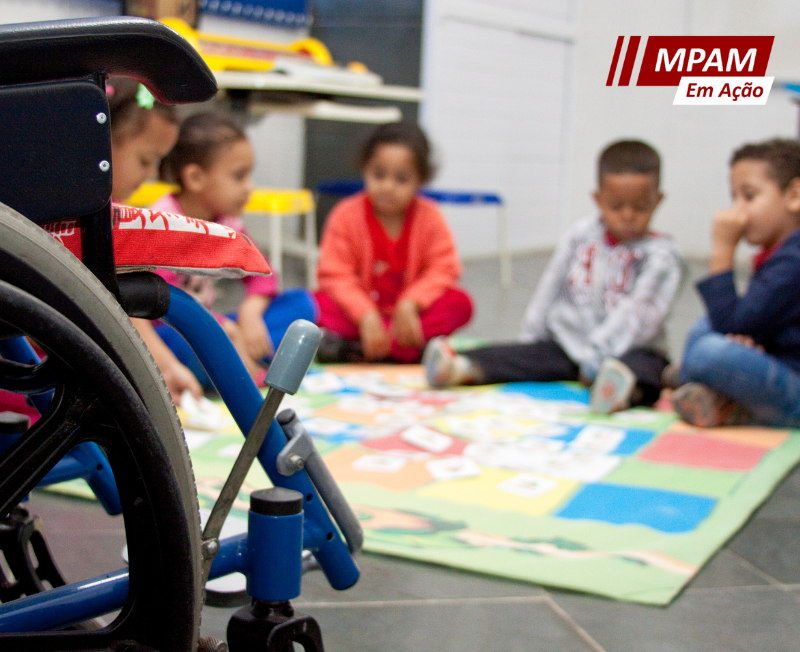 Justiça atende pedido do MPAM e suspende limites de matrícula de alunos com deficiência no sistema de ensino municipal e estadual