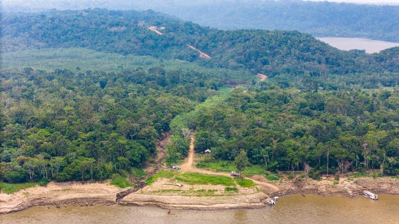Estrada Caburi - Mocambo - Monte Sinal recebe ordem de serviço para asfaltamento assinada pelo prefeito Bi Garcia