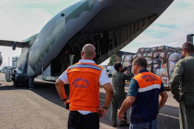 Operação Estiagem: Governo do Amazonas envia mais 14,5 toneladas cestas básicas para Tabatinga