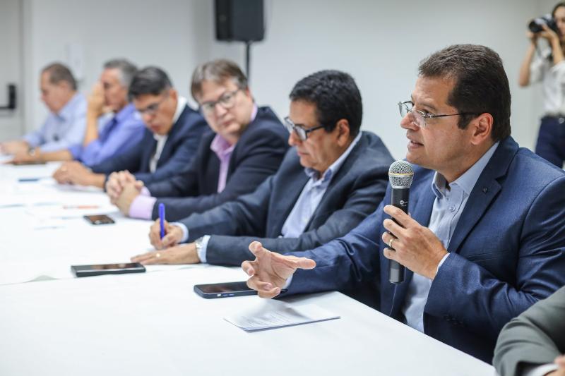 Sedurb participa de reunião com empresários da construção civil sobre política pública para habitação