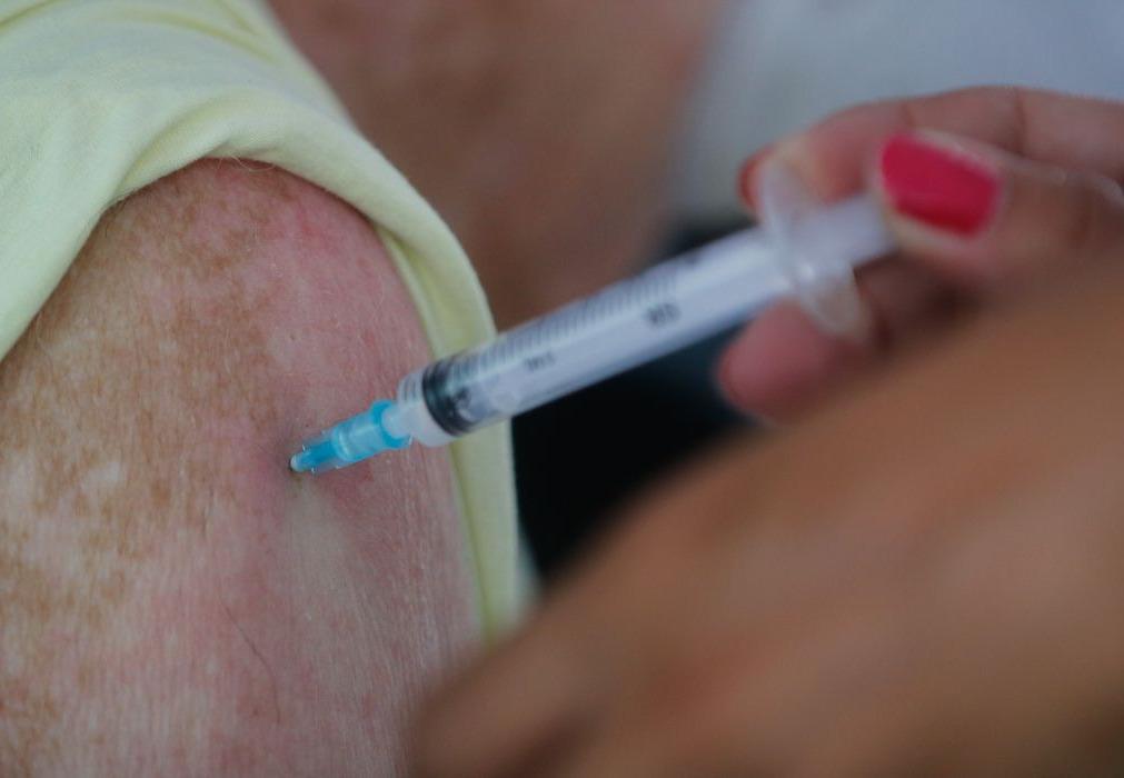 Vacina contra covid será incluída no Programa Nacional de Imunizações