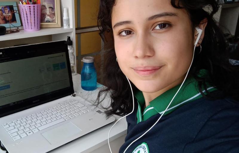 Estudante amazonense selecionada pelo programa ‘Jovens Embaixadores’ fará intercâmbio cultural nos EUA