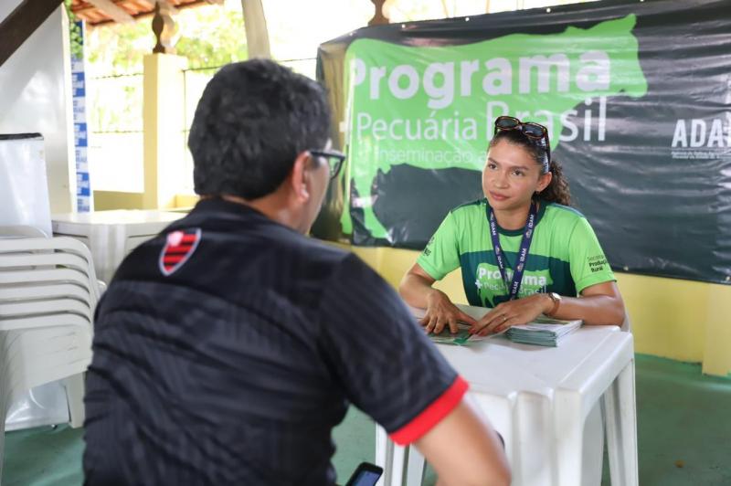 Produtores rurais de Parintins são orientados acerca do Programa Pecuária Mais Brasil 