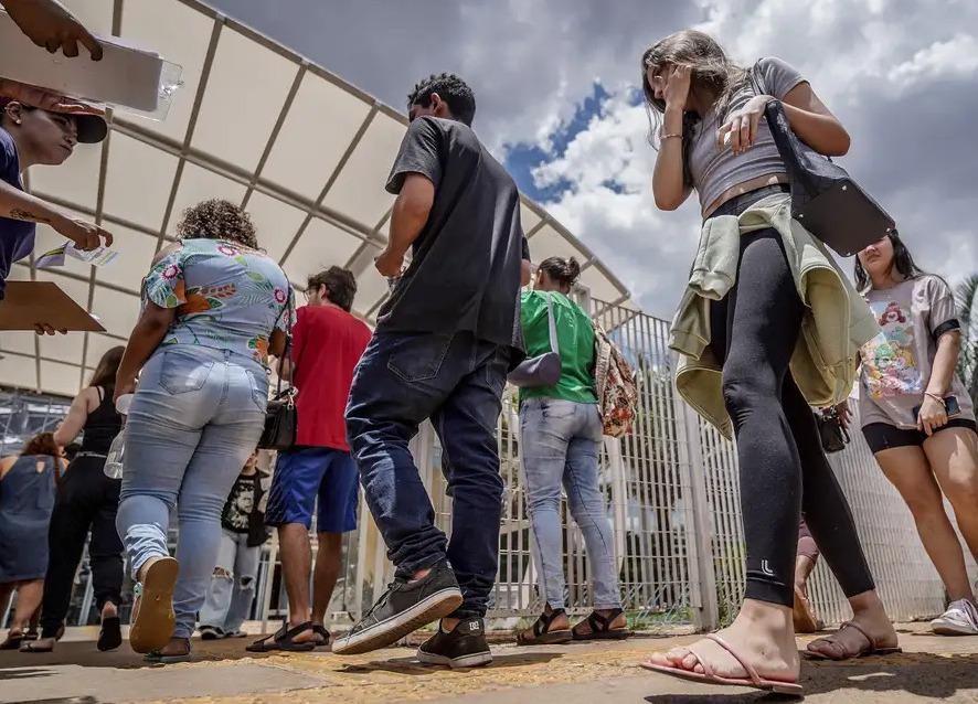 Gabarito e cadernos de questões do Enem serão divulgados nesta terça