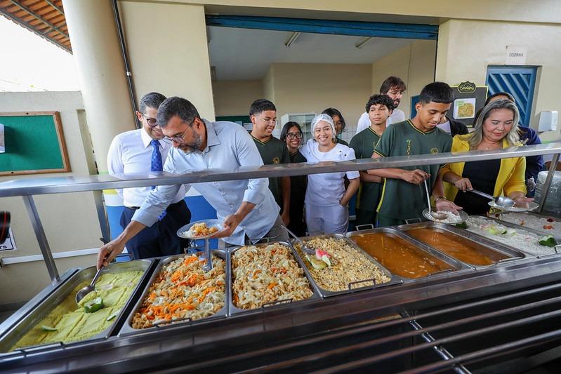 Wilson Lima lança editais de mais de R$ 43 milhões para os programas de Regionalização da Merenda e de Mobiliário Escolar