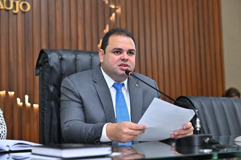 Roberto Cidade é autor de leis que reforçam a importância da alfabetização no Amazonas