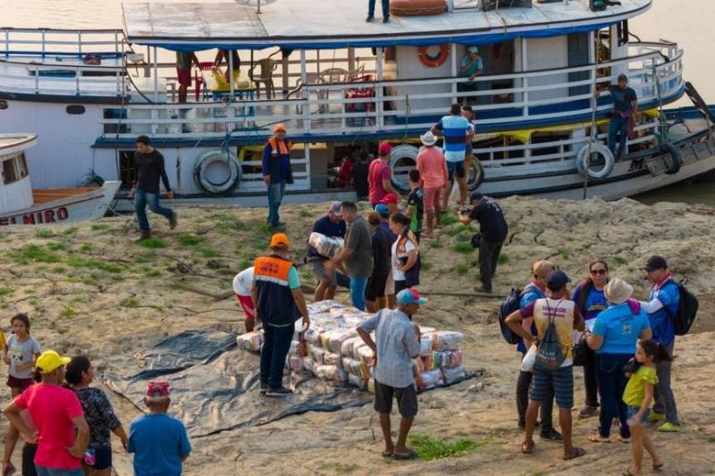 Operação Estiagem: região do Limão e Xibuí recebem cestas de alimentos