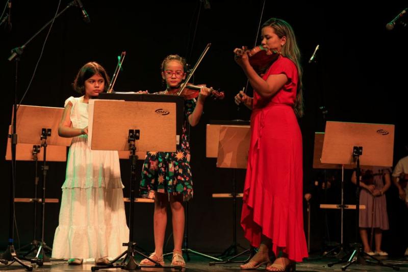 Alunos do curso de música infantil do Liceu Cláudio Santoro realizam mostra de fim de ano