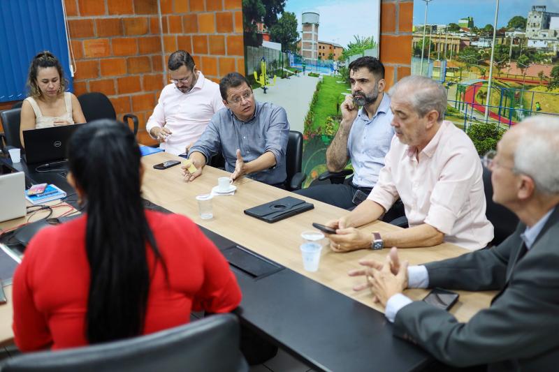 Grupo criado pelo Governo do Amazonas discute plano de ação para universalização dos serviços de saneamento básico 