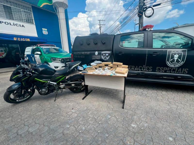 Ação conjunta entre SSP-AM e PMAM resulta na prisão de homem e apreensão de 18 quilos de drogas