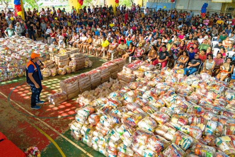 Mais de 1.600 famílias da Gleba Vila Amazônia recebem cestas de alimentos da Operação Estiagem