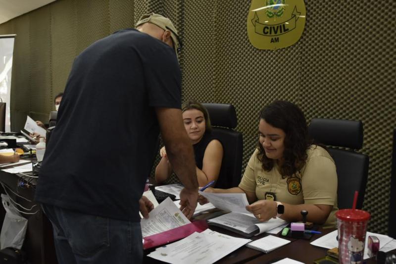 Concurso PC-AM: Investigadores nomeados no concurso público entregam documentos e exames médicos
