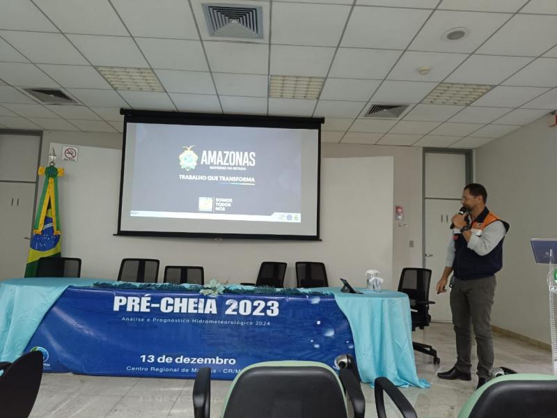 Defesa Civil do Amazonas participa de evento técnico-científico sobre eventos climáticos