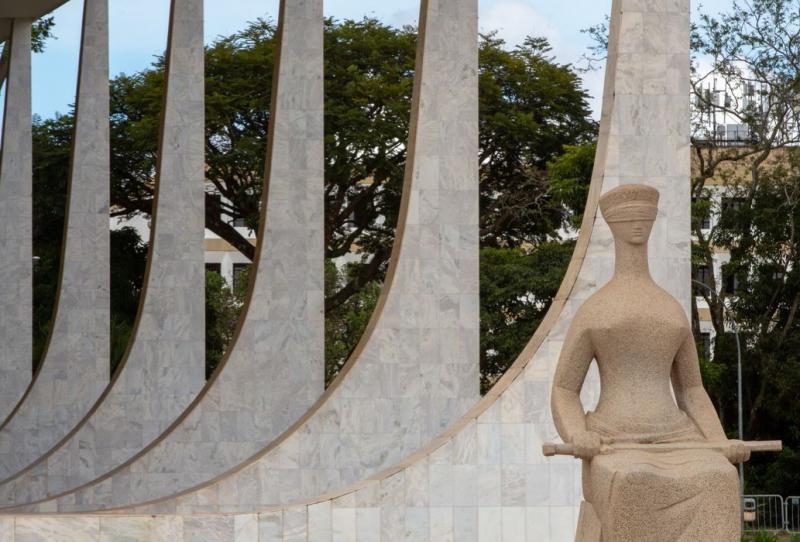 STF mantém 44 horas semanais e regionalização do piso da enfermagem