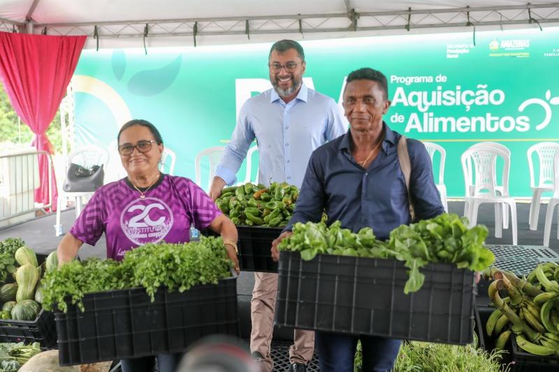 Instituições sociais comemoram doação de alimentos do Governo do Amazonas adquiridos da agricultura familiar
