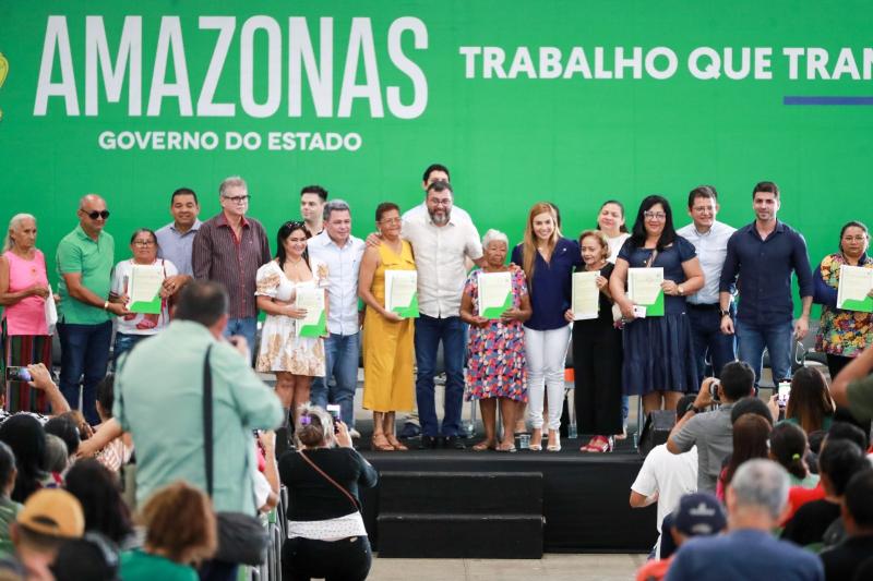 Com nova ação de regularização fundiária, governo Wilson Lima entrega 1,6 mil títulos definitivos somente em 2023